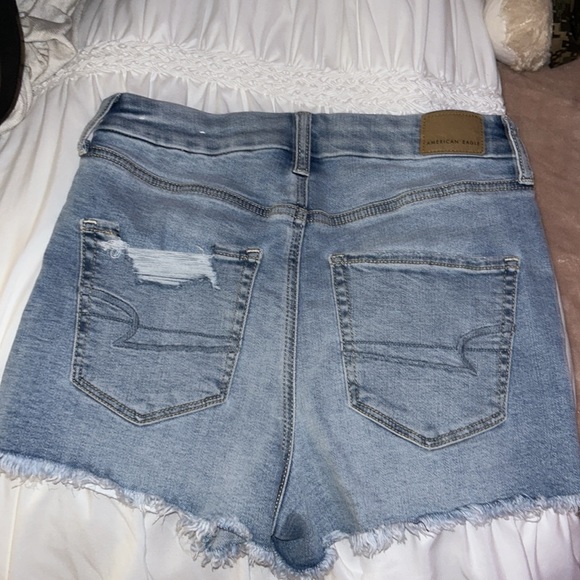 American Eagle super stretch cut- off distressed denim shorts. - Picture 2 of 5